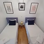Holiday home Philoxenia