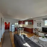 Holiday home Philoxenia *