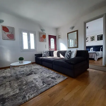 Philoxenia Semesterbostad *